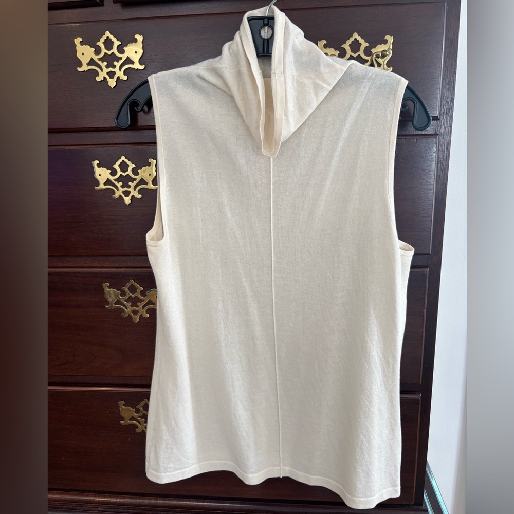 Kinross Cashmere Sleeveless Cream Cashmere Funnel Neck Top